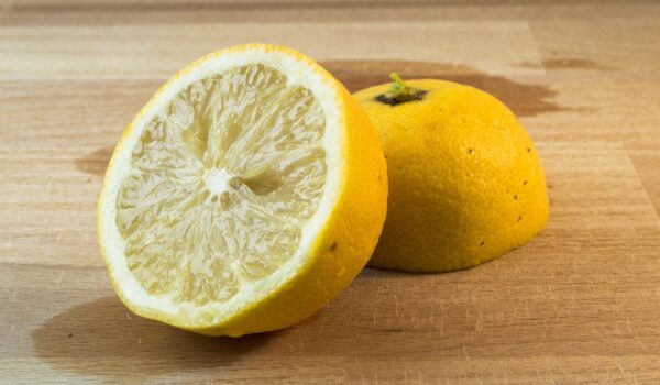 Miel con limón: el remedio natural más efectivo para la garganta y las defensas
